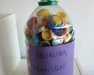 Prikupljanje čepova i izrada likovnih radova